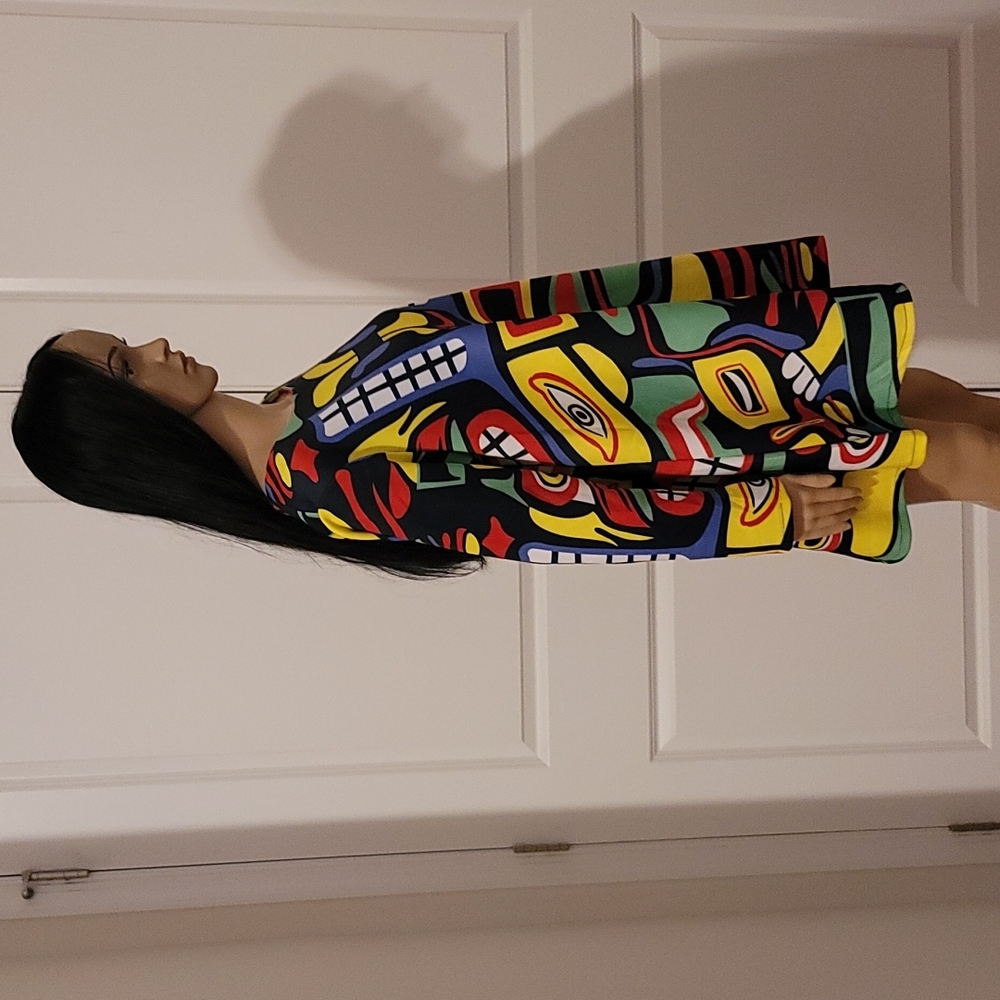 Geometric/Abstract Tunic - Picture 2 of 5